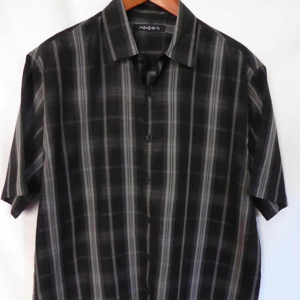 AXIST BRAND BLACK GRAY STRIPE PLAID BUTTON DOWN SHIRT (PRE-OWNED) LARGE